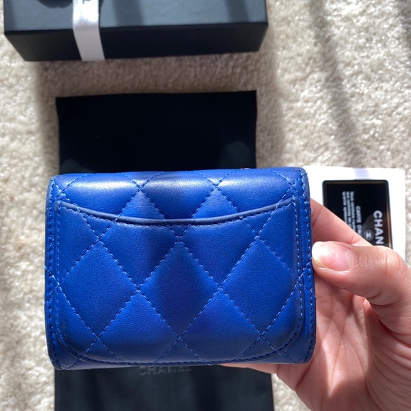 ❌SOLD CHANEL Blue Lambskin Flap Wallet - Picture 5 of 10